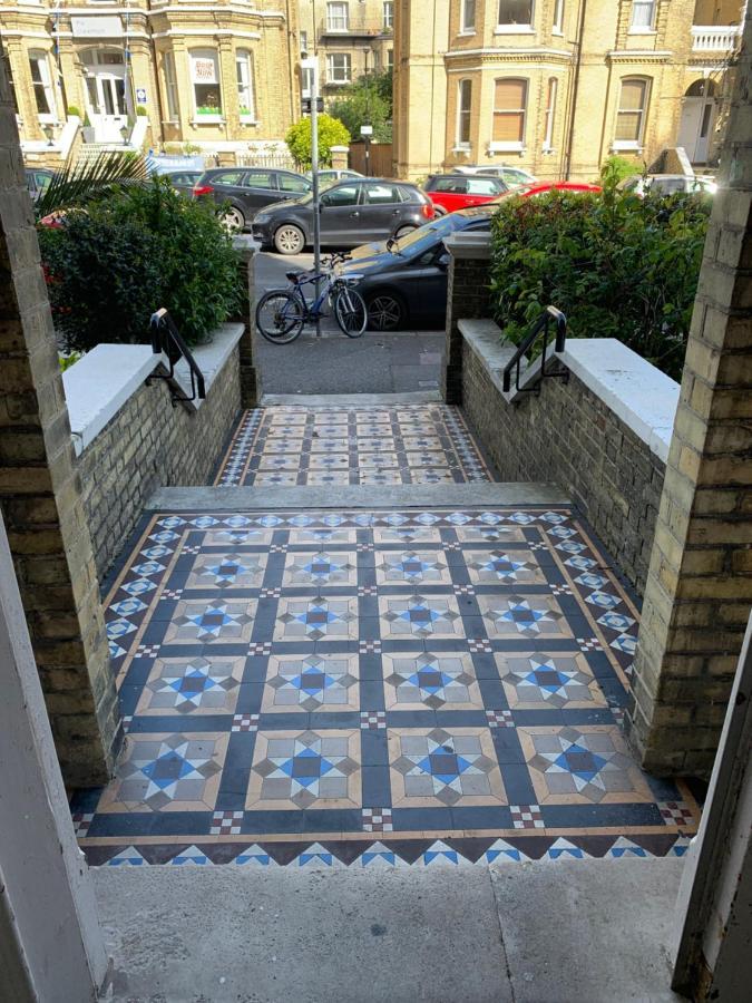 Vibrant Bohemian Seafront Flat Lägenhet Brighton Exteriör bild